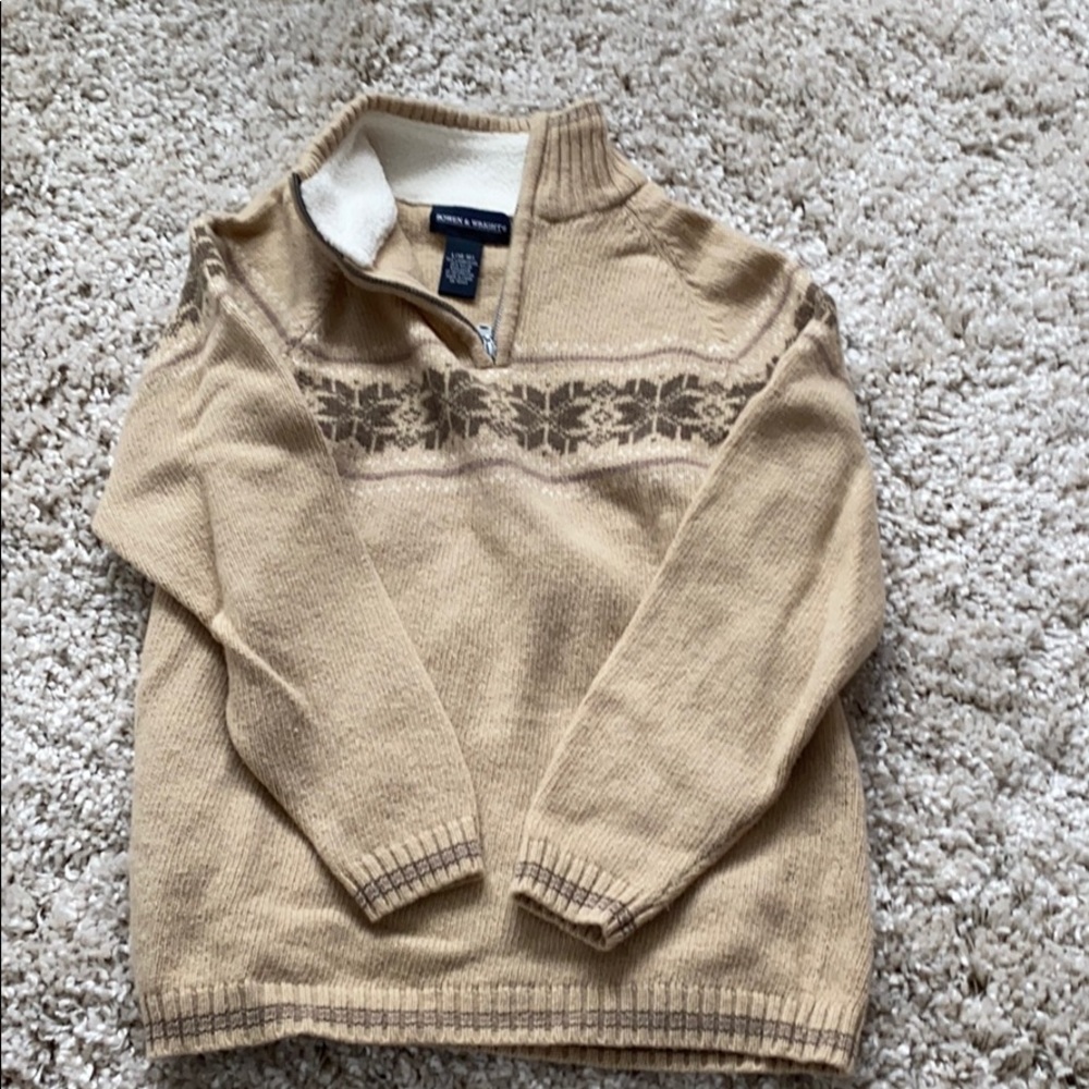 Kids Bowen & Wright lambswool sweater. (E)